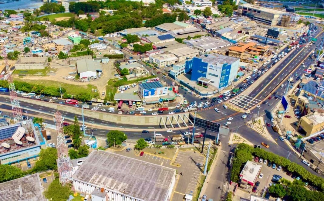 Gobierno inaugura paso a desnivel 27 de Febrero–Isabel Aguiar para agilizar tránsito entre SD Oeste y el Distrito Nacional Gobierno inaugura paso a desnivel 27 de Febrero–Isabel Aguiar para agilizar tránsito entre SD Oeste y el Distrito Nacional