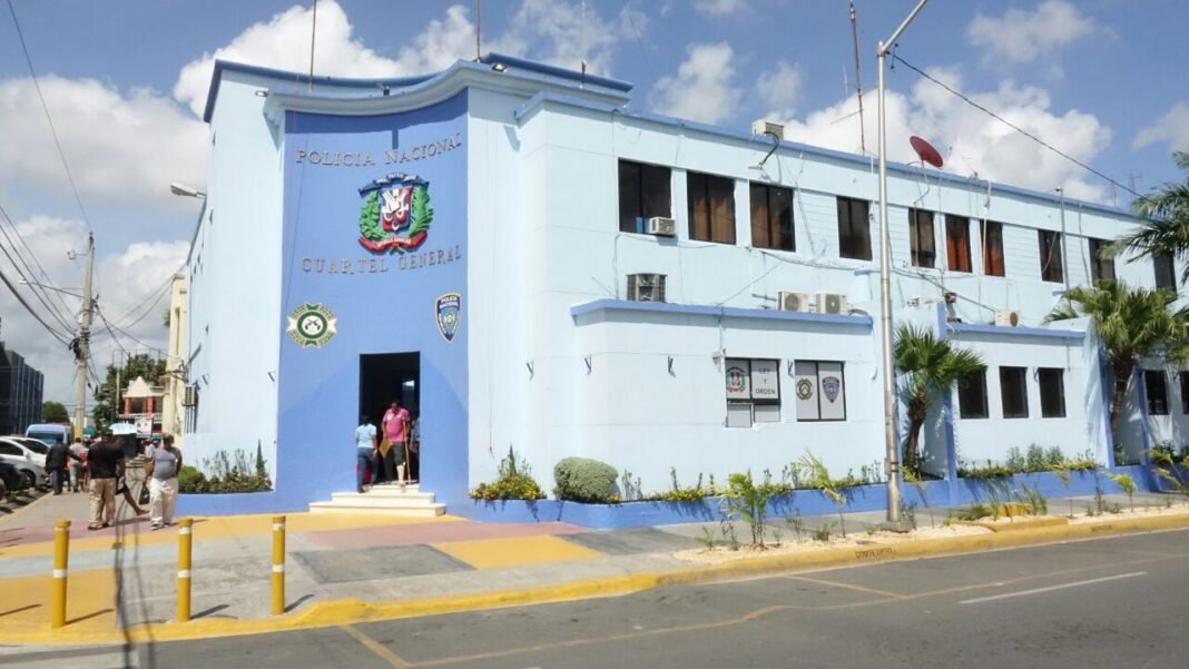 Hallan cuerpo calcinado durante operativo policial en San Cristóbal Hallan cuerpo calcinado durante operativo policial en San Cristóbal
