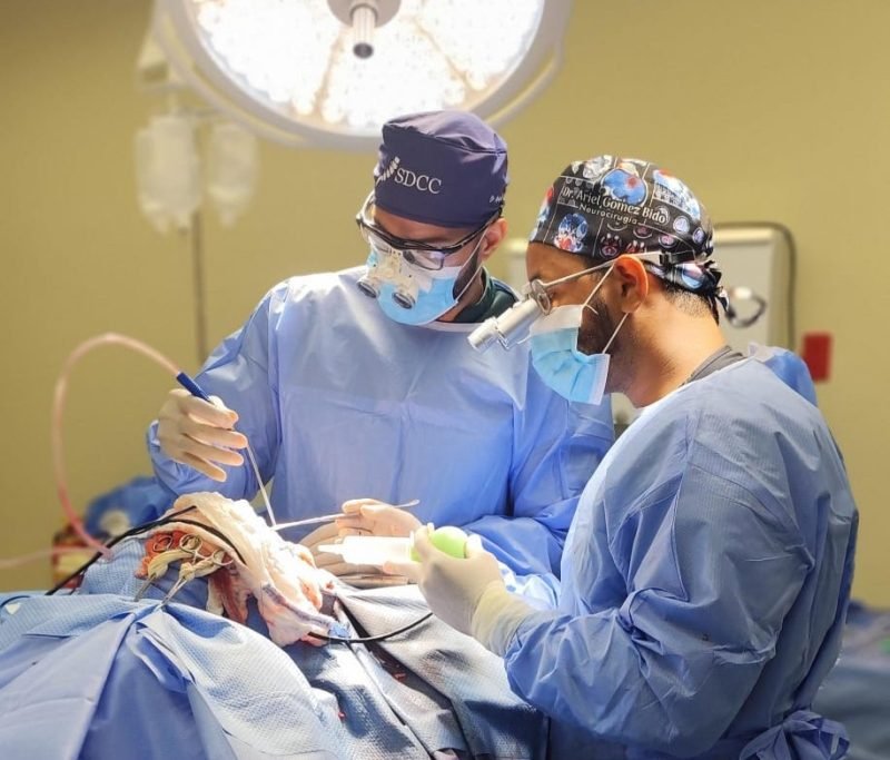 Hospital General Mario Tolentino Dipp realiza con éxito su primera cirugía de tumor cerebral