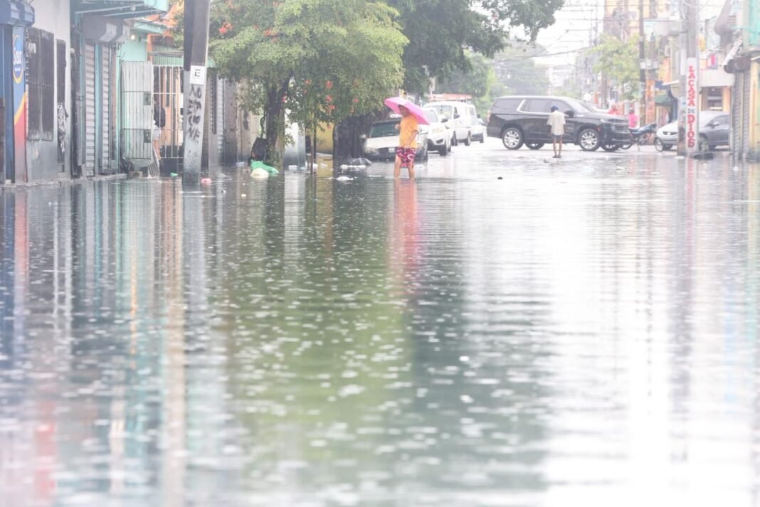 Huracán Melissa: Más de 500 mil continúan sin agua y trasporte opera con limitaciones