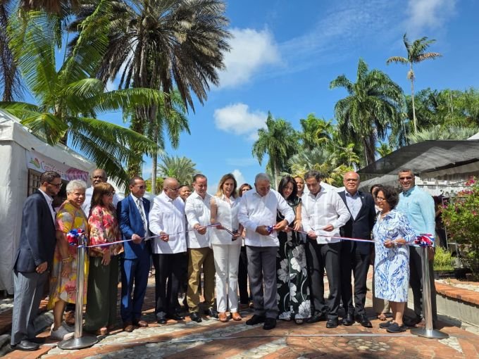 Jardín Botánico inaugura el Festival de Plantas y Flores Jardín Botánico inaugura el Festival de Plantas y Flores