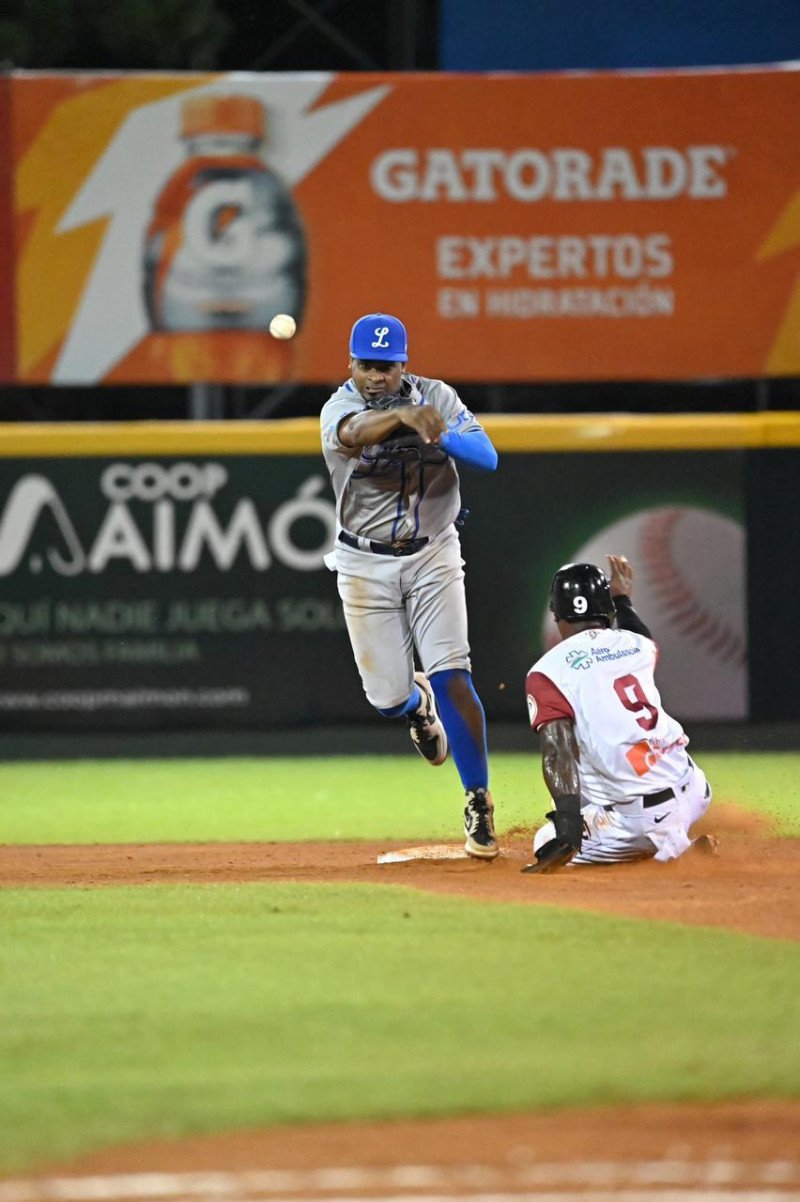La LIDOM reanudará su torneo el lunes con tres encuentros reasignados La LIDOM reanudará su torneo el lunes con tres encuentros reasignados