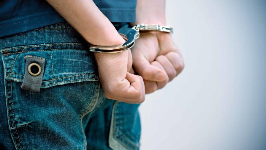 La Policía apresa a presunto autor de homicidio de una mujer dentro de su residencia en SFM La Policía apresa a presunto autor de homicidio de una mujer dentro de su residencia en SFM