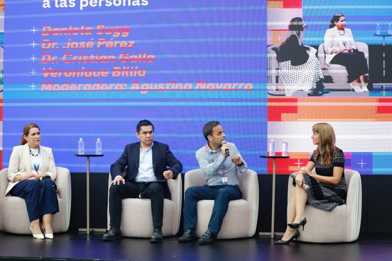 Latinoamérica debe impulsar descentralización e innovación para acercar la salud Latinoamérica debe impulsar descentralización e innovación para acercar la salud