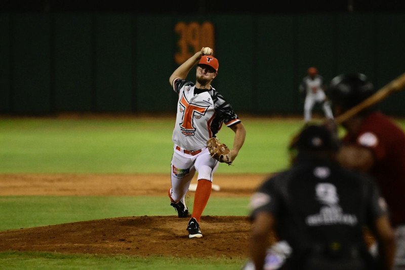 Los Toros del Este traen de regreso al lanzador Tyler Eppler Los Toros del Este traen de regreso al lanzador Tyler Eppler