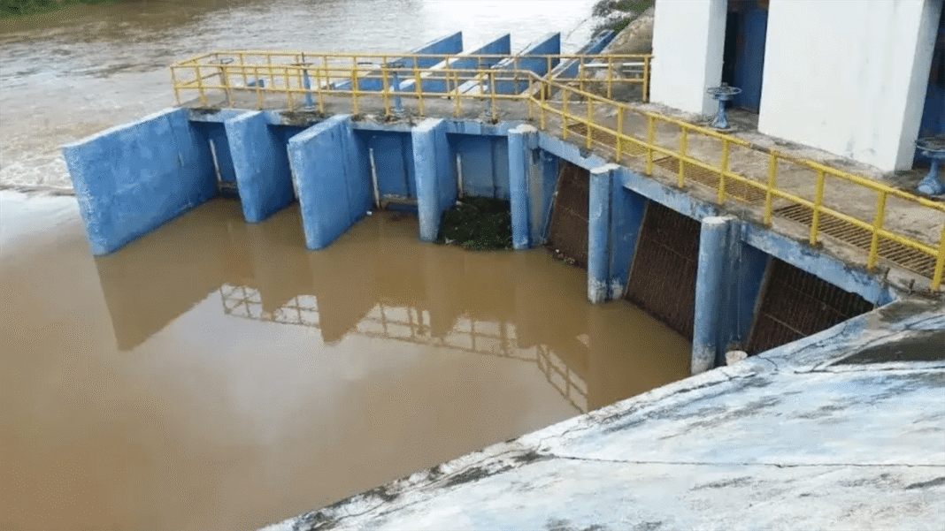 Más de un millón de personas sin agua por salida de 56 acueductos tras tormenta Melissa Más de un millón de personas sin agua por salida de 56 acueductos tras tormenta Melissa