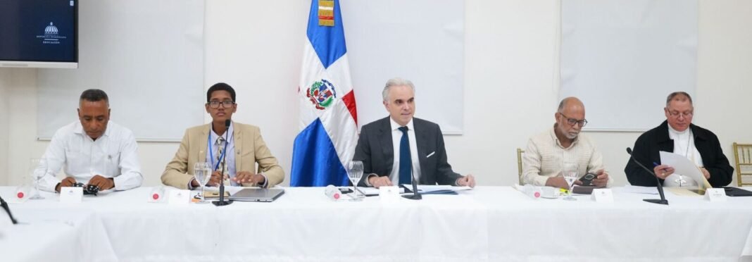 «Mesa de los cinco pilares” del Minerd identifica prioridades clave para fortalecer el sistema preuniversitario «Mesa de los cinco pilares” del Minerd identifica prioridades clave para fortalecer el sistema preuniversitario