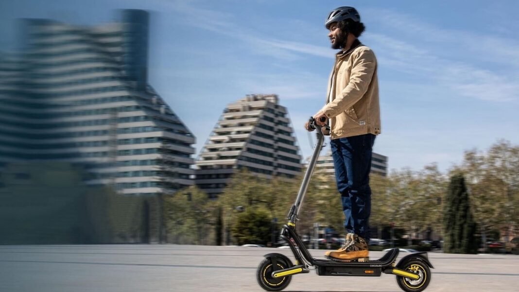 No es un error: Amazon vende un patinete con amortiguación y 800W de potencia por 229 euros No es un error: Amazon vende un patinete con amortiguación y 800W de potencia por 229 euros