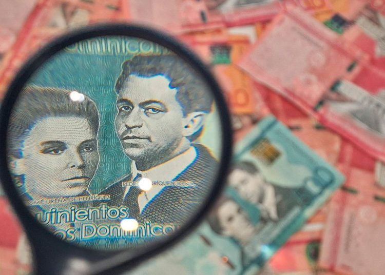 Nómina pública crece con más empleados y mayores sueldos Nómina pública crece con más empleados y mayores sueldos