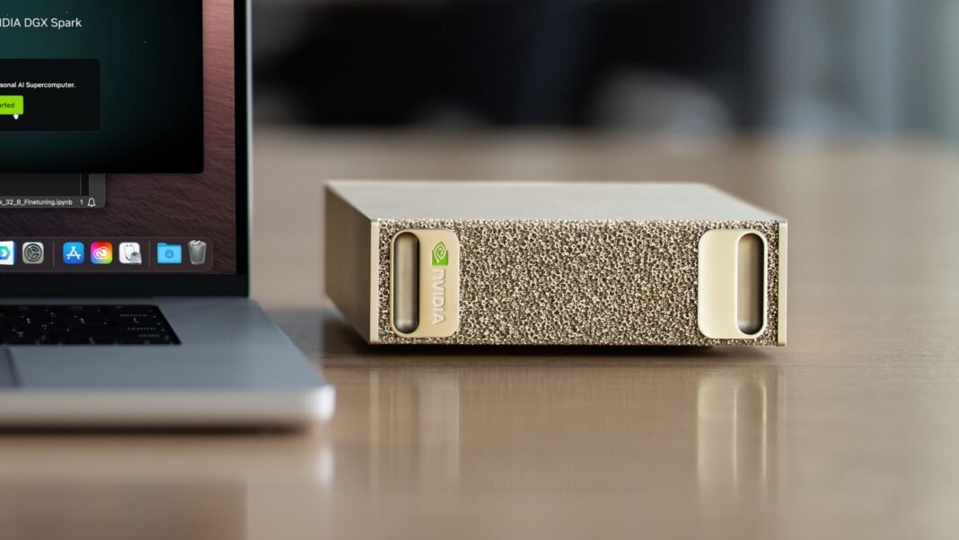 Nvidia lanza su primer superordenador personal con IA: DGX Spark puede con los modelos de lenguaje más potentes en local Nvidia lanza su primer superordenador personal con IA: DGX Spark puede con los modelos de lenguaje más potentes en local