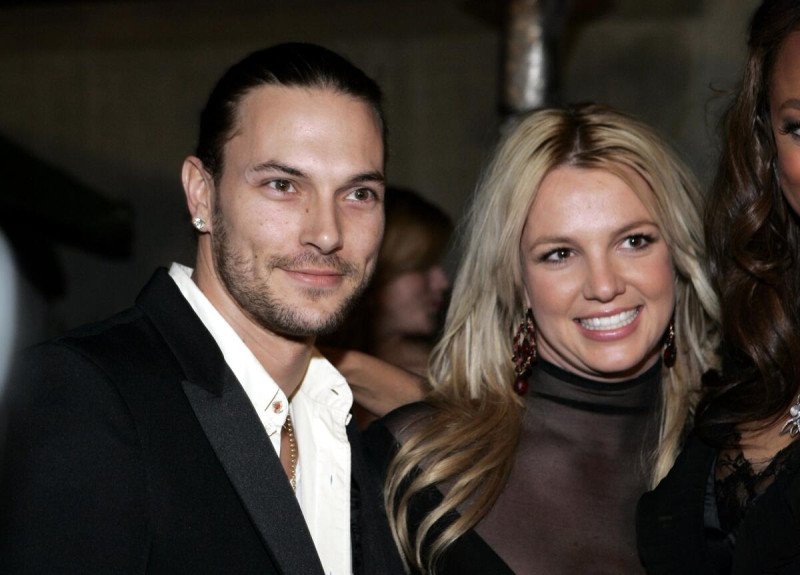 Padre de los hijos de Britney Spears dice la artista amamantaba a sus hijos mientras se drogaba y ella responde Padre de los hijos de Britney Spears dice la artista amamantaba a sus hijos mientras se drogaba y ella responde