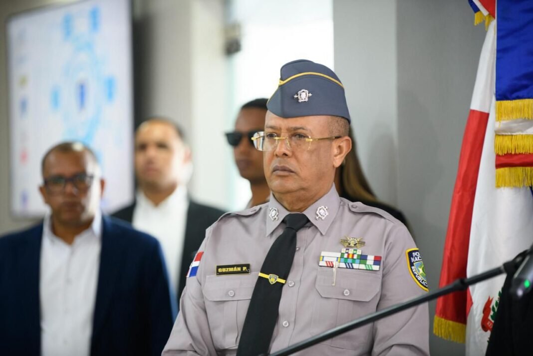 Policía Nacional suspende oficial tras denuncia de presunta agresión sexual a ex cadete Policía Nacional suspende oficial tras denuncia de presunta agresión sexual a ex cadete