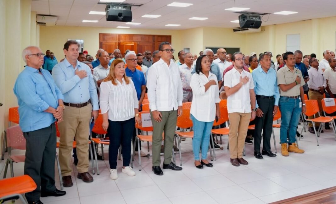 RD$23 millones en bonos agrícolas asignados a agricultores de Bahoruco e Independencia RD$23 millones en bonos agrícolas asignados a agricultores de Bahoruco e Independencia