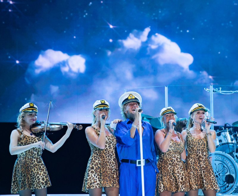 Rod Stewart: el último caballero del rock en una nostálgica despedida ante el público dominicano Rod Stewart: el último caballero del rock en una nostálgica despedida ante el público dominicano