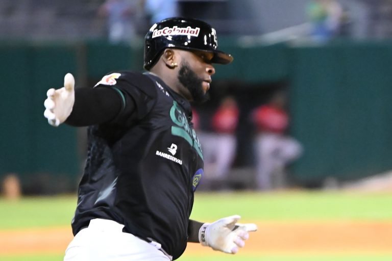 Sanó a la carga: Las Estrellas ganan y extienden a 3-0 su racha de triunfos Sanó a la carga: Las Estrellas ganan y extienden a 3-0 su racha de triunfos