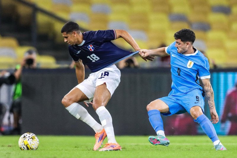 Selección de fútbol RD se plantó de buena forma ante Uruguay Selección de fútbol RD se plantó de buena forma ante Uruguay
