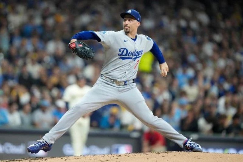 Snell y Freeman conducen Dodgers a vencer a los Cerveceros en Serie de Campeonato Snell y Freeman conducen Dodgers a vencer a los Cerveceros en Serie de Campeonato
