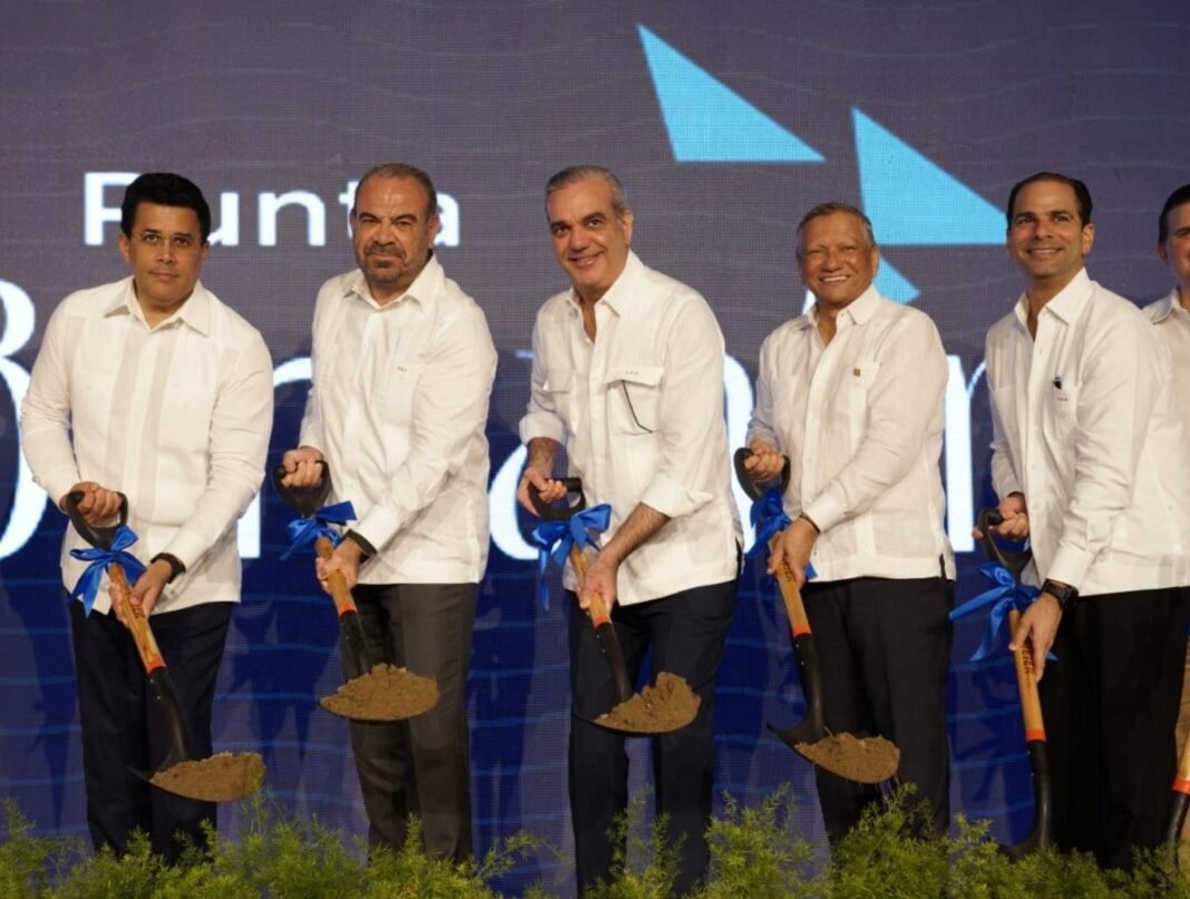 Turismo dominicano en su mejor momento para invertir, asegura David Collado Turismo dominicano en su mejor momento para invertir, asegura David Collado