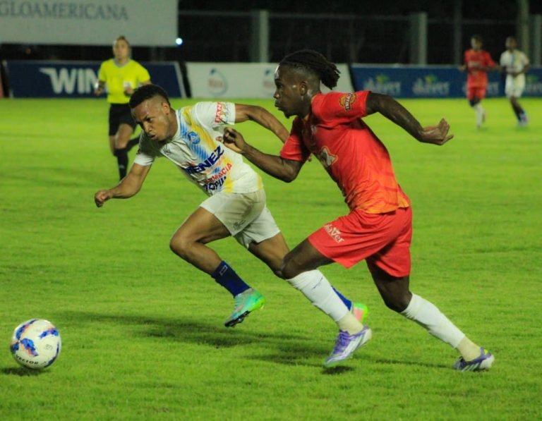 Atlántico gana y sueña con liguilla