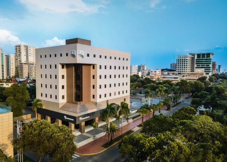 Banreservas recibe oro en premios Innovadores de las Américas por inclusión financiera