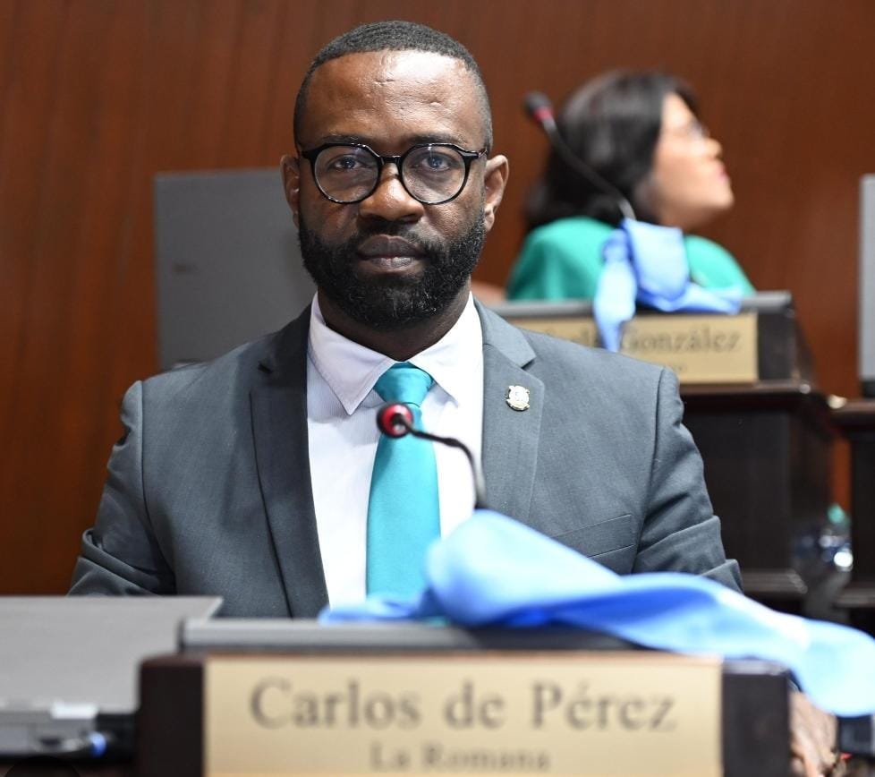 Carlos de Pérez pide frenar código procesal del Senado