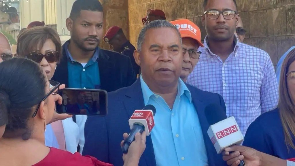 Corriente Magisterial Juan Pablo Duarte exige al Gobierno indexación salarial para los maestros