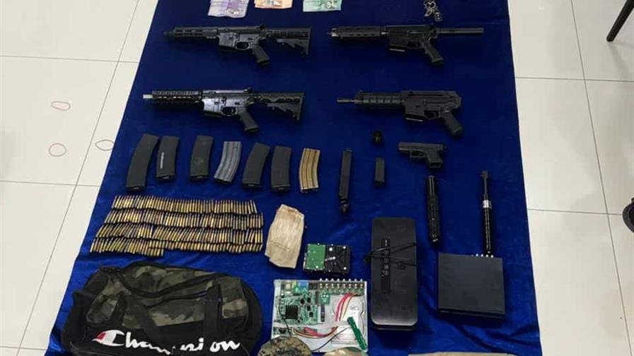 Decomisan más de 5 kilogramos de cocaína, armas y vehículos en SDE Decomisan más de 5 kilogramos de cocaína, armas y vehículos en SDE