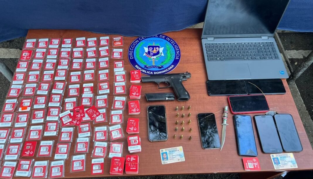 Desmantelan red de ciberdelito en Santiago