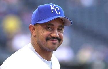 Efemérides y hechos destacados ocurridos un 12 de noviembre en el béisbol dominicano.