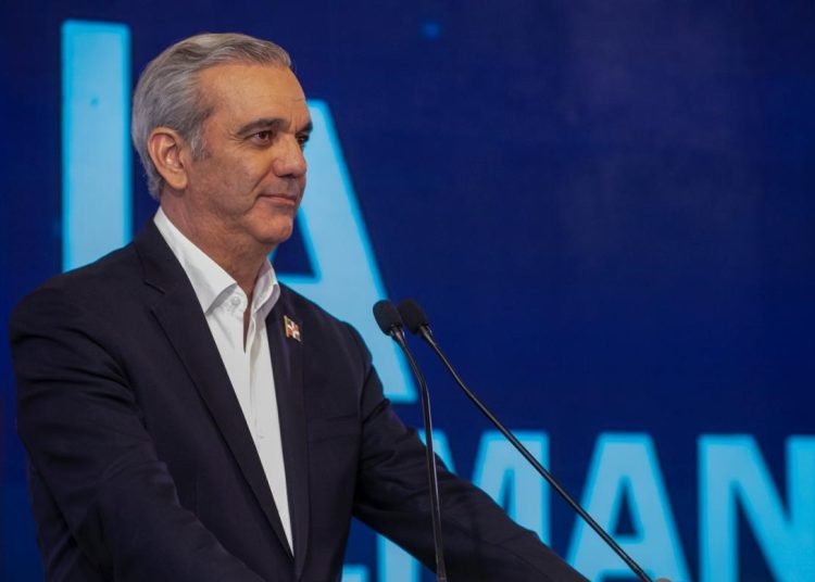 El Gobierno destina RD$3,900 millones en bonos navideños