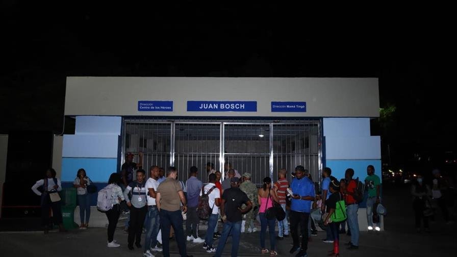 Energía eléctrica vuelve de forma gradual tras apagón general en República Dominicana