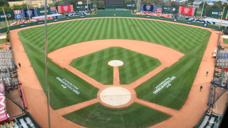 Estadio Quisqueya y Cibao no tienen energía eléctrica