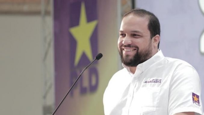 Frank Olivares: el dirigente peledeísta con un salario de 245 mil pesos en el Defensor del Pueblo