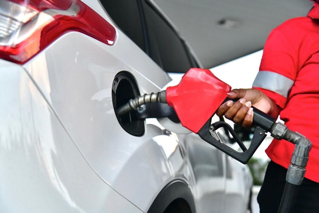 Gobierno destina RD$186.3 millones para subsidiar combustibles durante la próxima semana Gobierno destina RD$186.3 millones para subsidiar combustibles durante la próxima semana