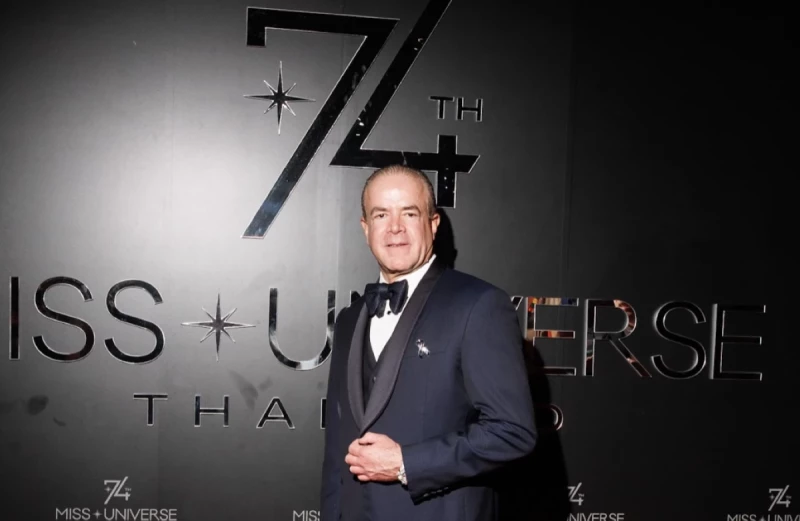 ¿Hay una orden de aprehensión contra el dueño de Miss Universo? Presidenta de México pide aclaración