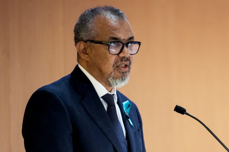 La OMS anuncia un agujero financiero de 500 millones y un recorte de casi 1.300 empleos