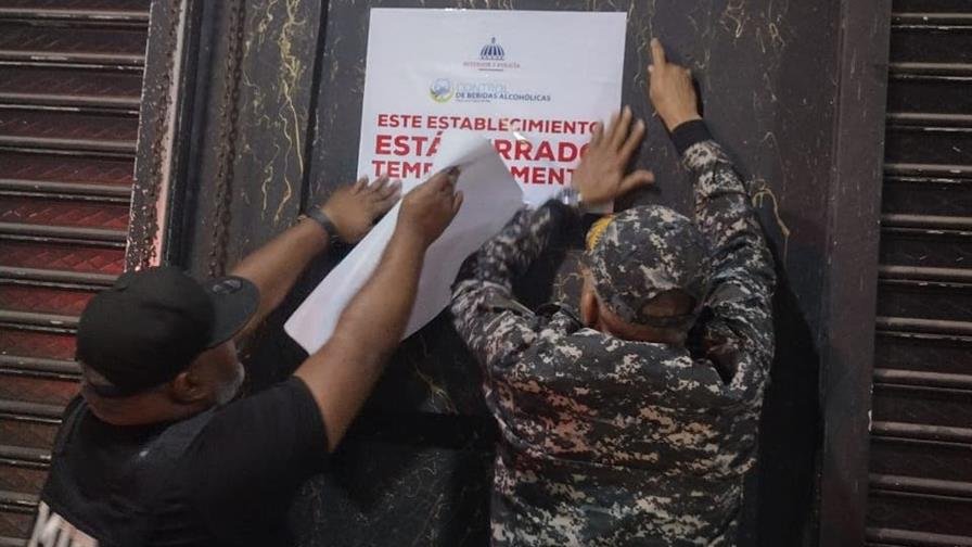 La Policía Nacional y el MP intervienen 21 negocios en Sánchez Ramírez