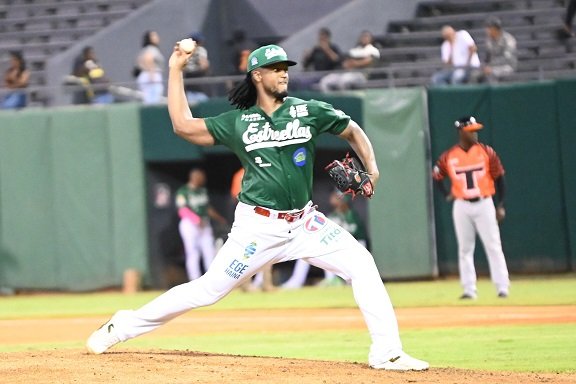 Las Estrellas logran su segunda victoria en línea