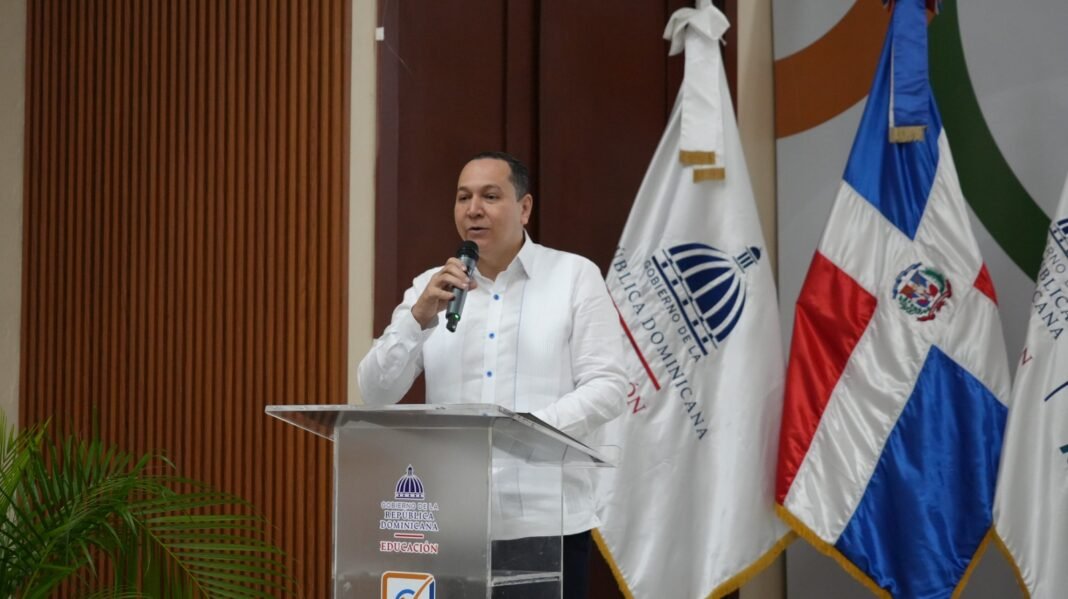 Más del 80 % de egresados de Prepara y Escuelas Laborales valora positivamente su formación