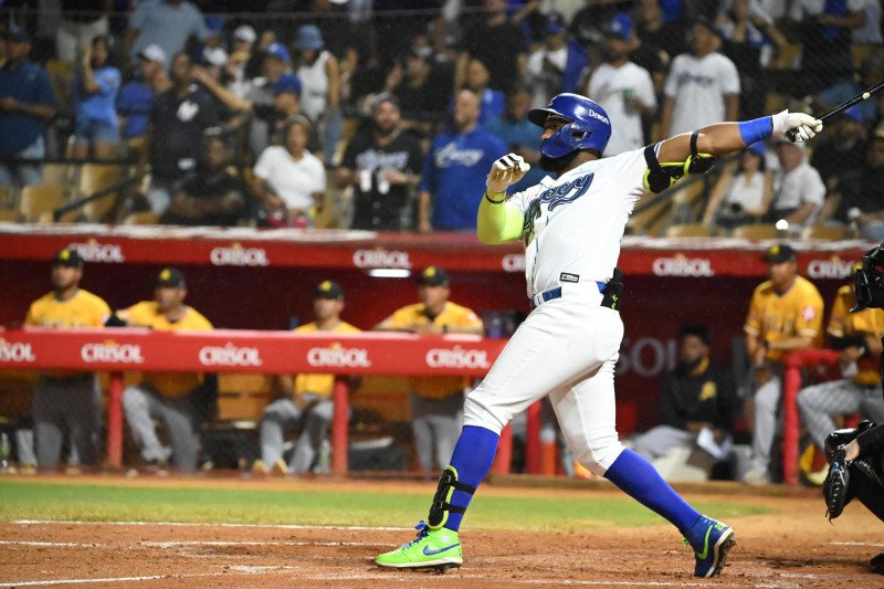 Mel Rojas Jr. da un grand slam y Licey corta rachas al derrotar 7-1 a las Águilas