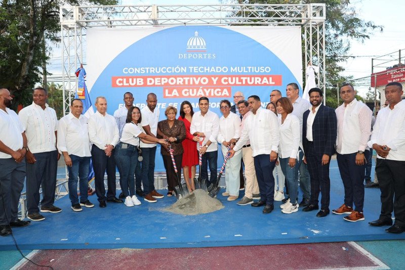 Miderec inicia construcción de 5 multiusos en Los Alcarrizos y Pedro Brand