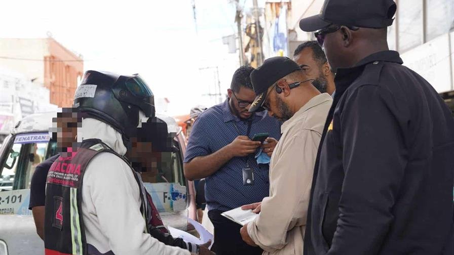 Migración detiene a 1,221 haitianos en operativos por Black Friday