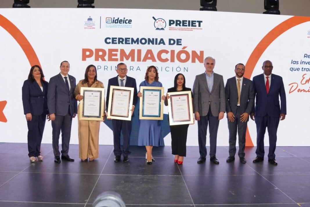 Minerd e Ideice premian investigaciones que buscan transformar la educación