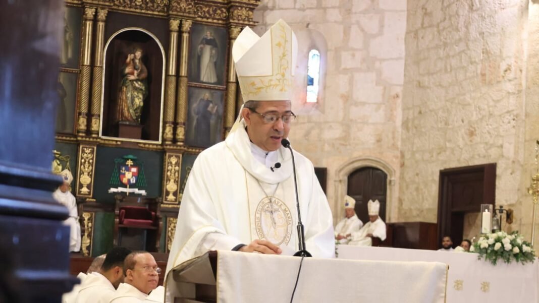 Monseñor Carlos Tomás Morel asume como arzobispo coadjutor de Santo Domingo