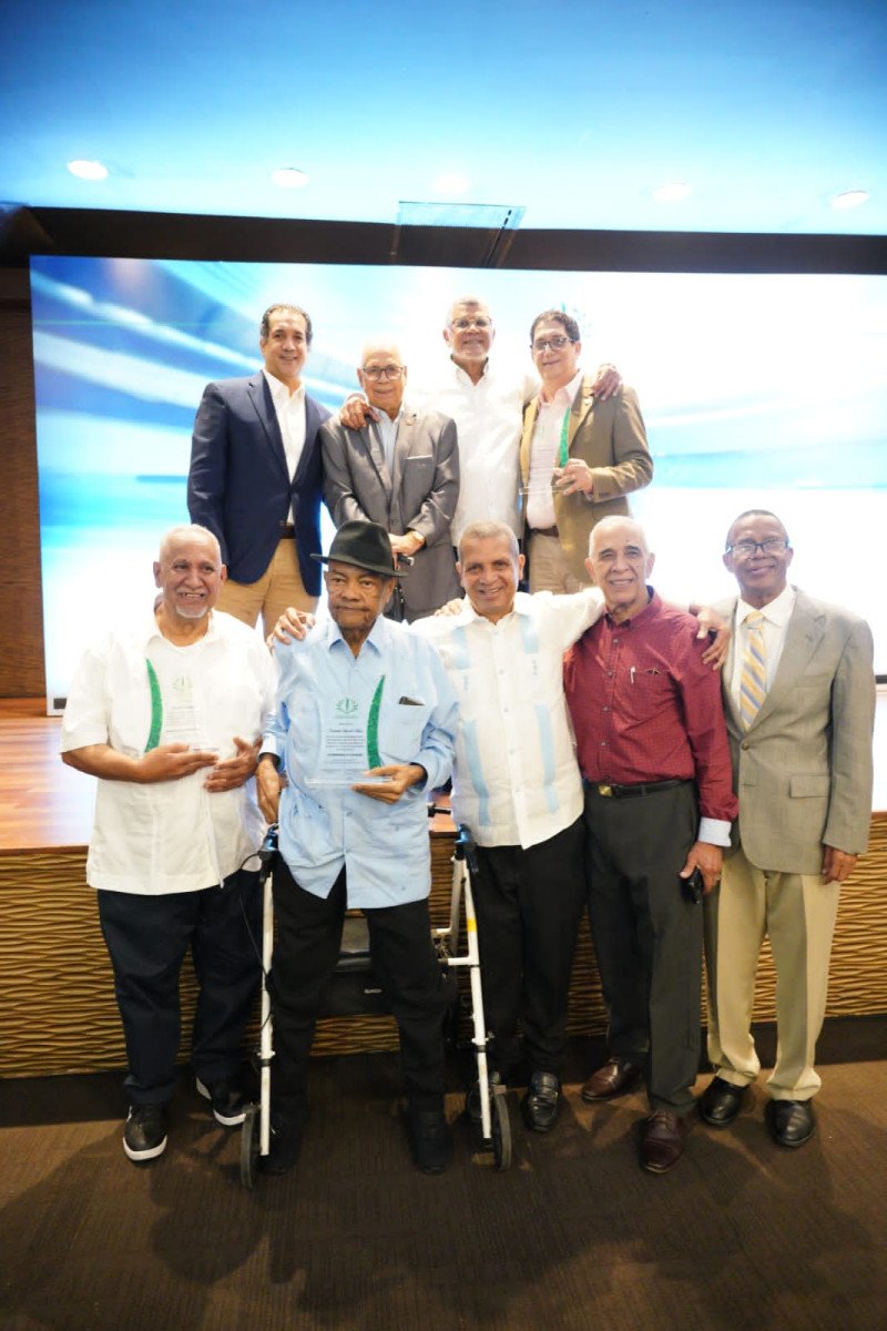 Pabellón de la Fama reconoce personalidades e instituciones del deporte