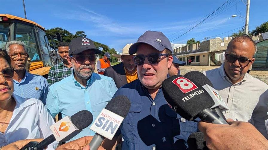 Paliza supervisa obras estratégicas en Dajabón y promete su conclusión en los plazos previstos Paliza supervisa obras estratégicas en Dajabón y promete su conclusión en los plazos previstos
