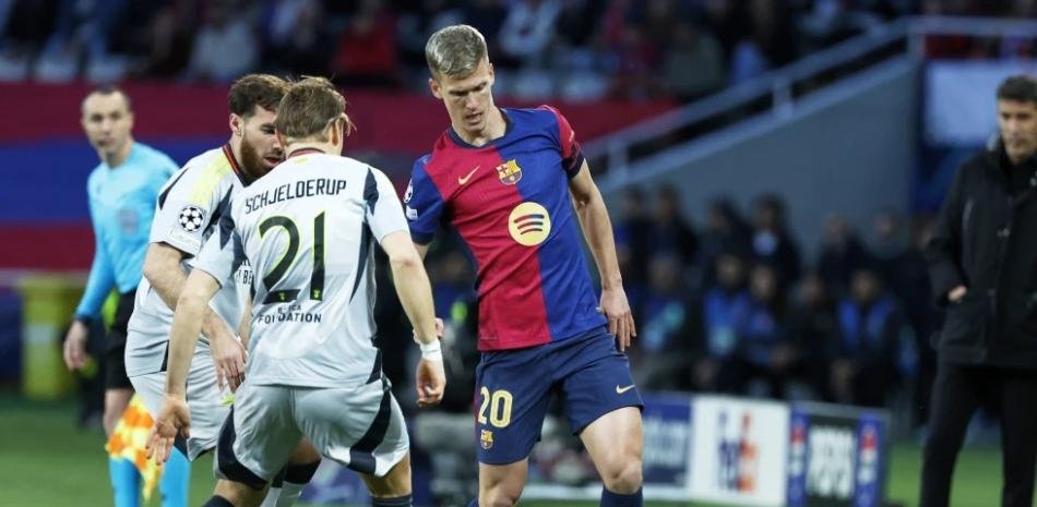 Raphinha asiste, Olmo anota doblete y Barcelona se recupera tras derrota ante Chelsea