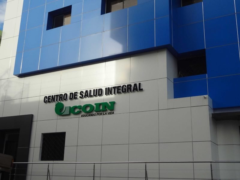 RD tiene 85 mil personas viviendo con VIH; COIN anuncia pruebas gratuitas