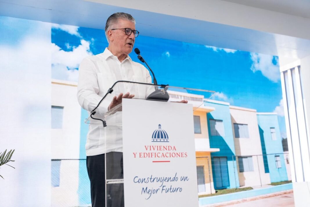 Roberto Santana asegura cárcel de Las Parras fue intervenida 100%