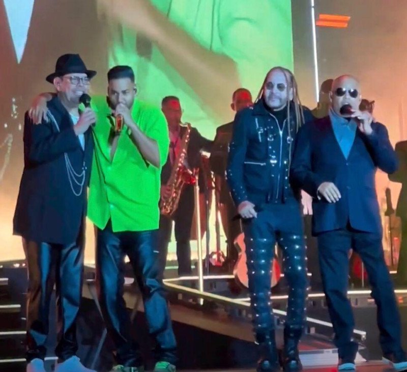 Romeo Santos y Prince Royce rinden tributo a Yoskar Sarante y Ruby Pérez en “La última bachata”